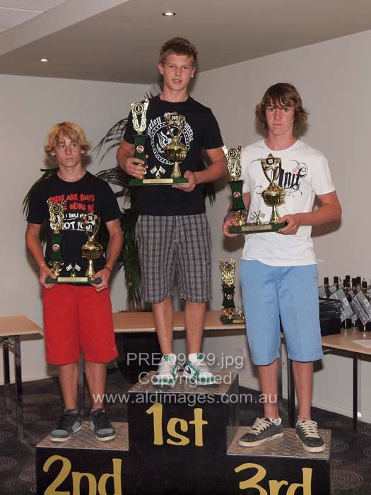 503x677 pixels (59K)